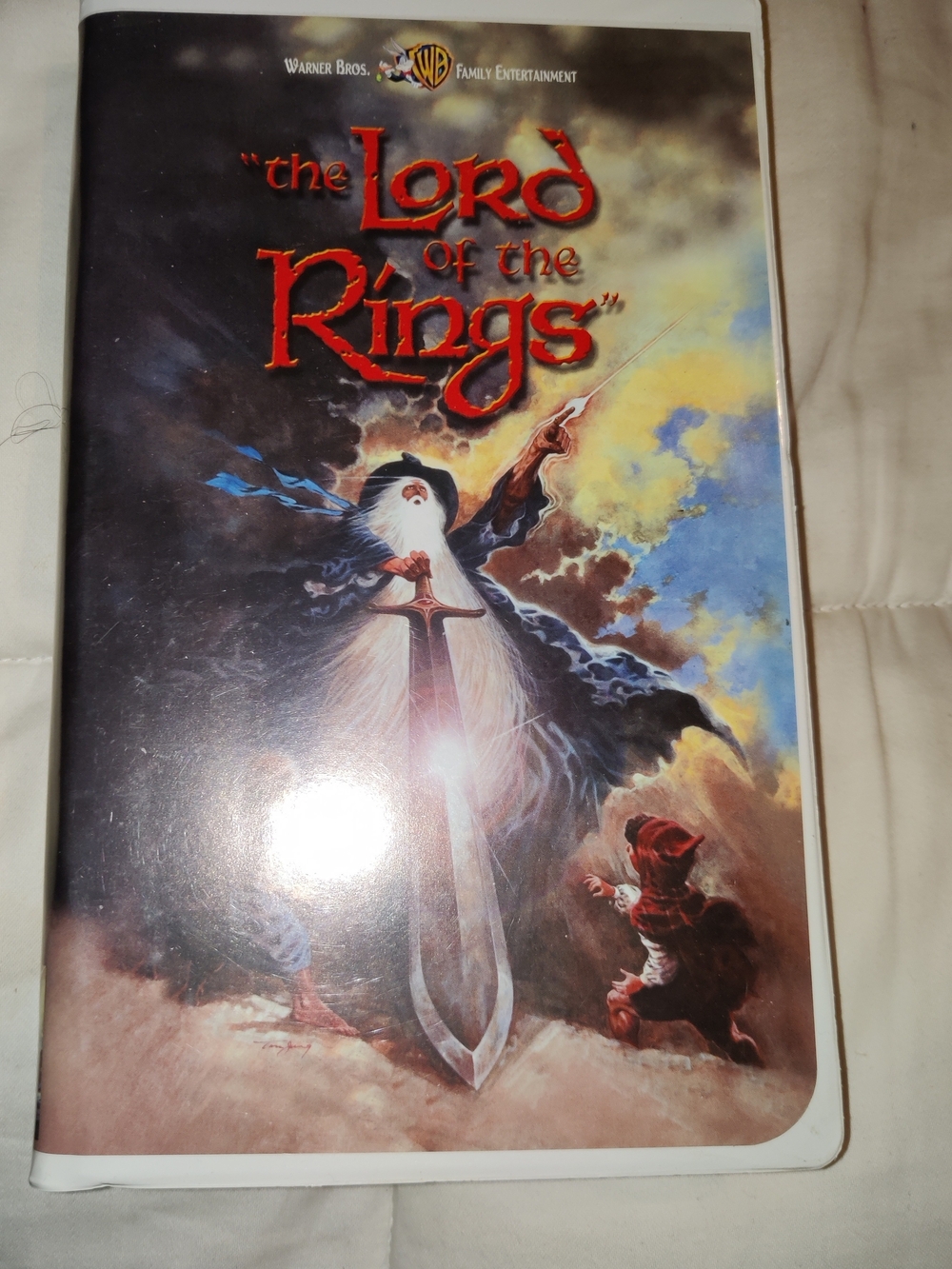Warner Bros. The Lord of the Rings Cover Art - Blue, Red, White, Gold